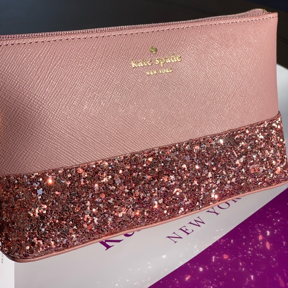 Kate Spade Greta Court Little Shiloh Cosmetic Bag - Picture 6 of 8